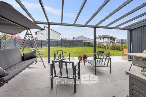 Überdachte Terrasse