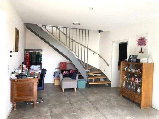 Treppe von der Diele zum OG