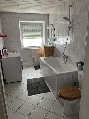 Das großé Wannenbad im 1.OG