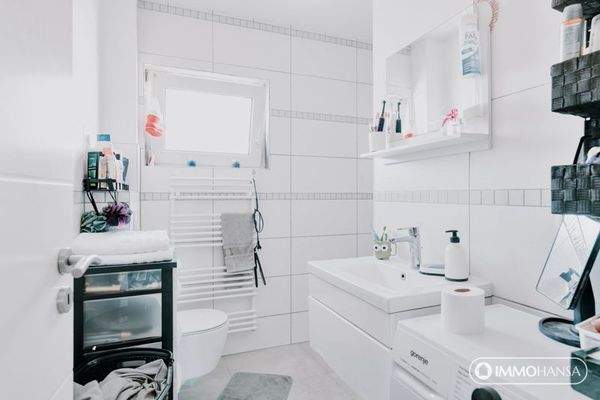 Hinterhaus OG Badezimmer