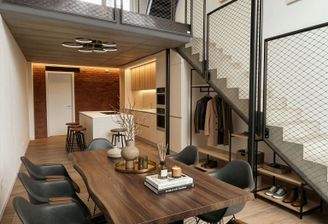 Offene Wohnküche möbliert.jpg