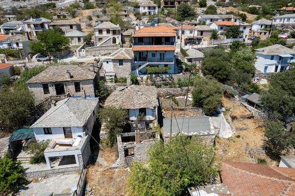 Papatsiaras-Theologos-Kekes 24-07-2024-18.jpg