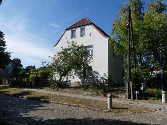 Bild Straßenansicht 3 FH