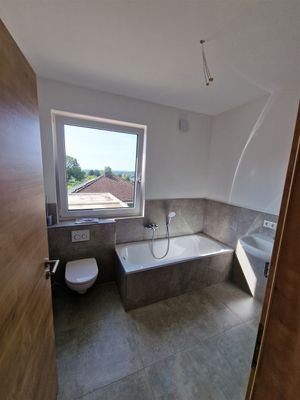 Bad-Badewanne
