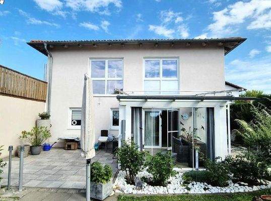 Wintergarten und Terasse