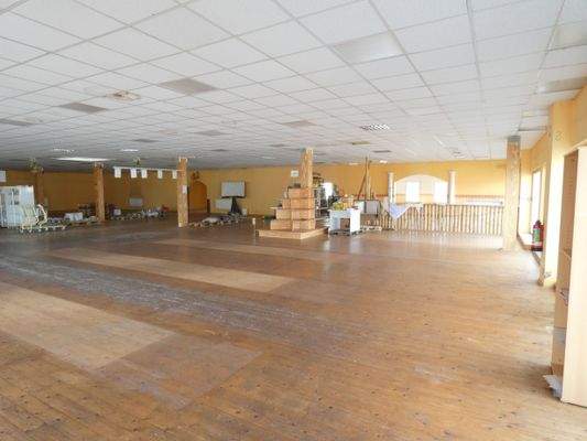 9 Verkaufsraum B2.JPG