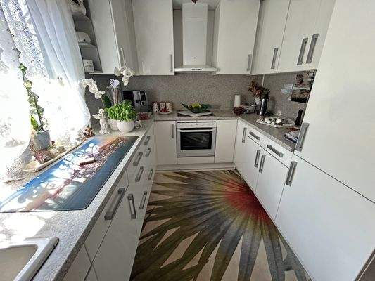Küche mit EBK