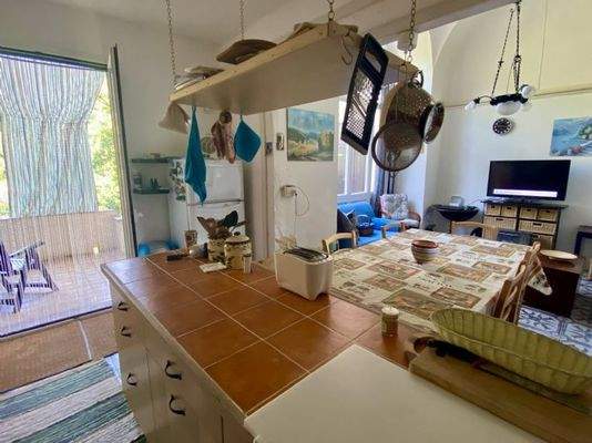 CV821_02 TERRA ITALIA IMMOBILIEN_LIGURIEN_CASTEL V