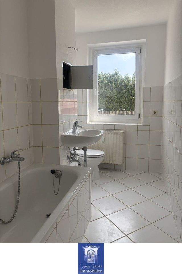 Gemütliche Wohnung mit Loggia! Tageslichtbad! - Foto 3