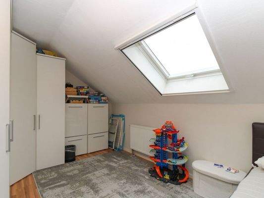 Schlafzimmer und Ankleidezimmer