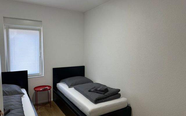 5 Wohnen auf Zeit in Stuttgart Obertürkheim Wohnung 2.jpeg