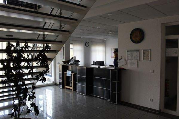 Eingangsbereich 1 - Werkshalle