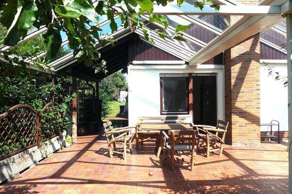 überdachte Terrasse