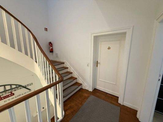 1. OG Treppenhaus II