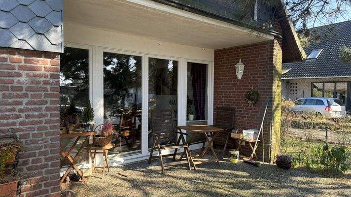 Die geschützte Südwest-Terrasse