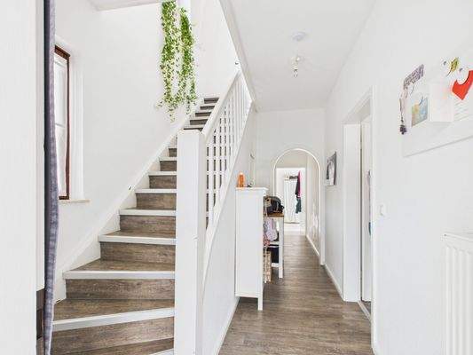 Flur EG - Lütt Immobilien - Malente