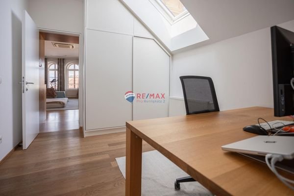 Arbeitszimmer