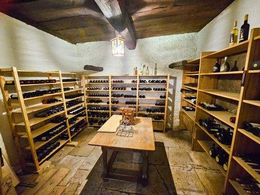 Weinkeller im UG Mühlengebäude