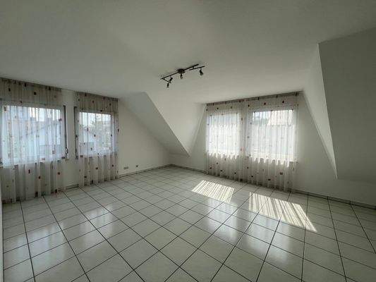 Haus-Linden-Leihgestern-Schlafzimmer DG.JPG