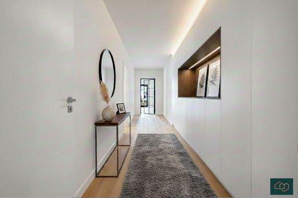 Flur, visualisiert mit KI