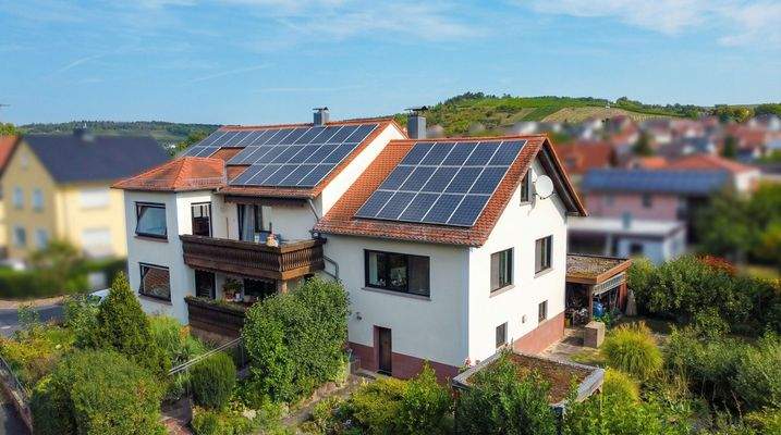 AI_Rückansicht_RcAJcH