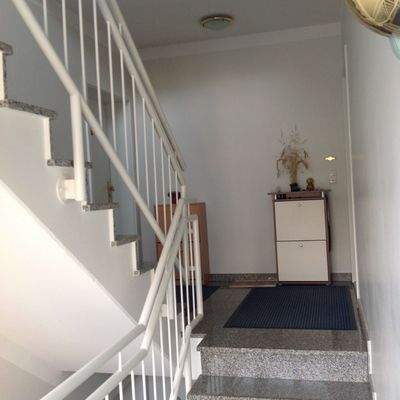 Funktionales und ordentliches
Treppenhaus mit solider Ausführung