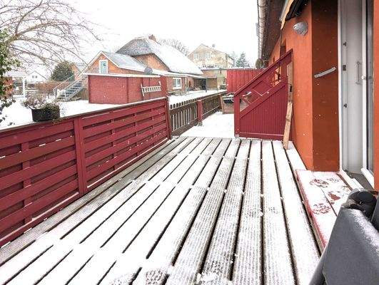 großzügige S/O-Terrasse