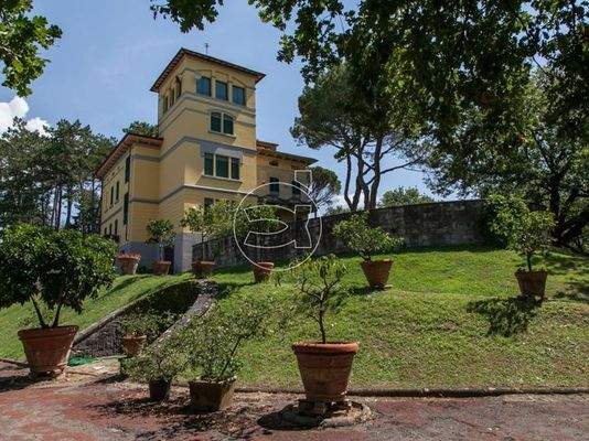 Imposante Villa mit Panoramablick | Arezzo