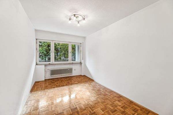 Kinderzimmer 2 im EG