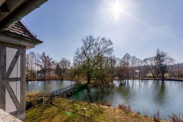 Blick vom Balkon DG auf den See