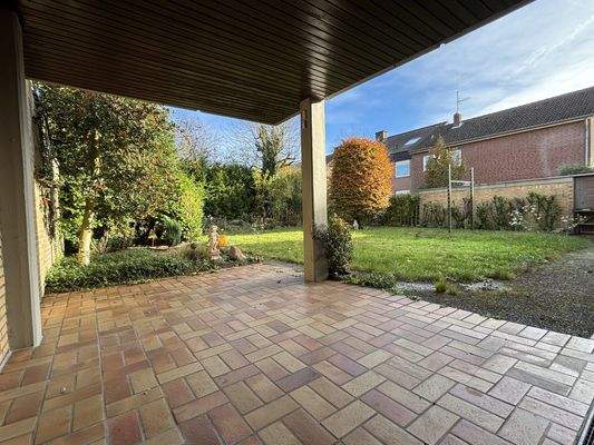 Überdachte Terrasse