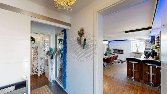 EG-Flur-Eingang-Whg-Hobbyzi.