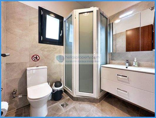 23a10600d48447a2a29389f21e215814-original