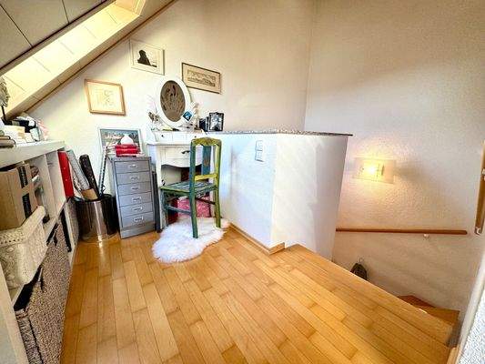 B4 PC Ecke im DG.jpg