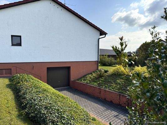 Die Zufahrt zur Garage