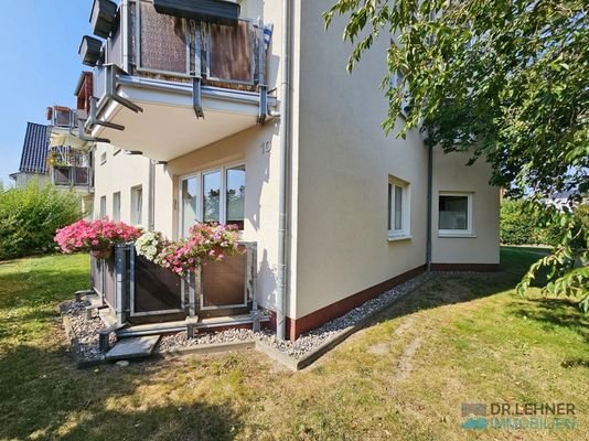 Balkon mit Blick ins Grüne