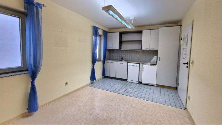 Küche mit Aufenthaltsraum