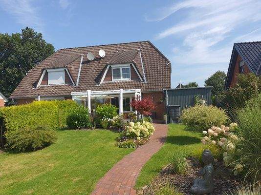 Blick aus dem Garten