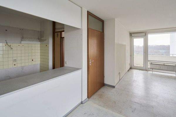 Übersicht Küche und Wohnzimmer