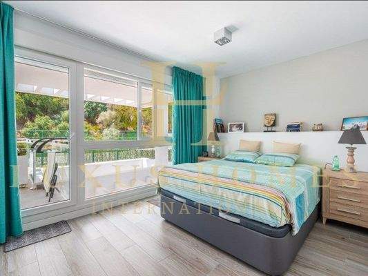 8727f12d-6587-f1b0-ccfe-ba00b998bde3