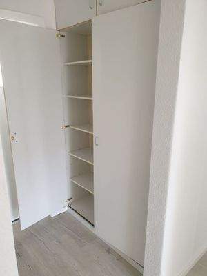 Wandschrank im Korridor