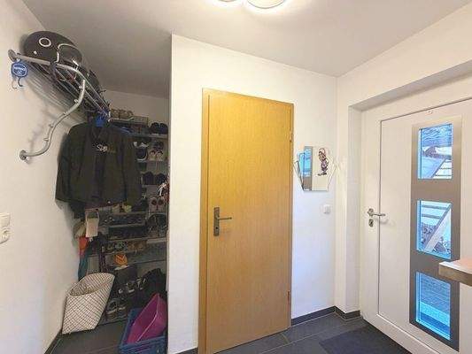 EG Eingangsdiele mit Garderobe