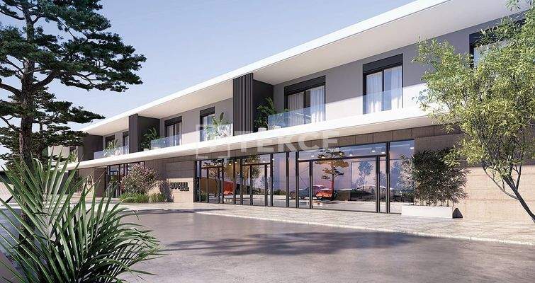 New Apartments with Shared Pool near the Beach in Kuşadası