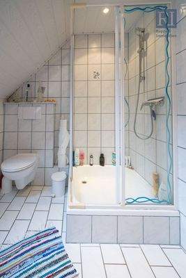 Badezimmer, DG