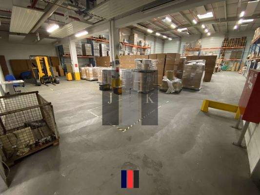 Halle Innenansicht 4