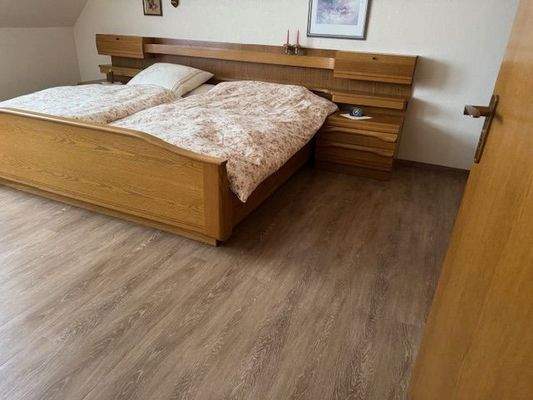 neuer Bodenbelag im Schlafzimmer