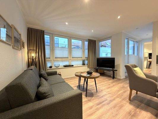 Whg. 2 - Wohn- und Essbereich