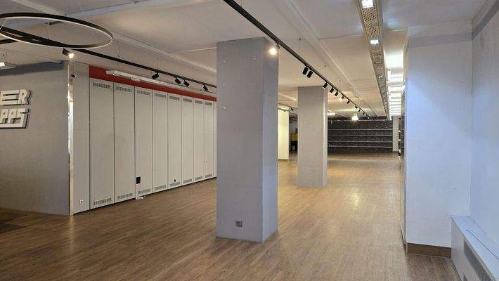 Verkaufsraum Durchsicht