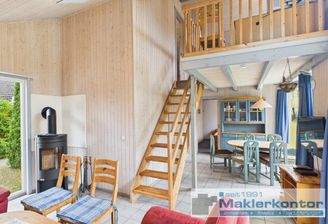 Wohnzimmer mit Essbereich