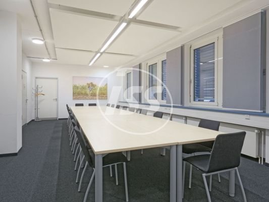 Großer Meetingraum